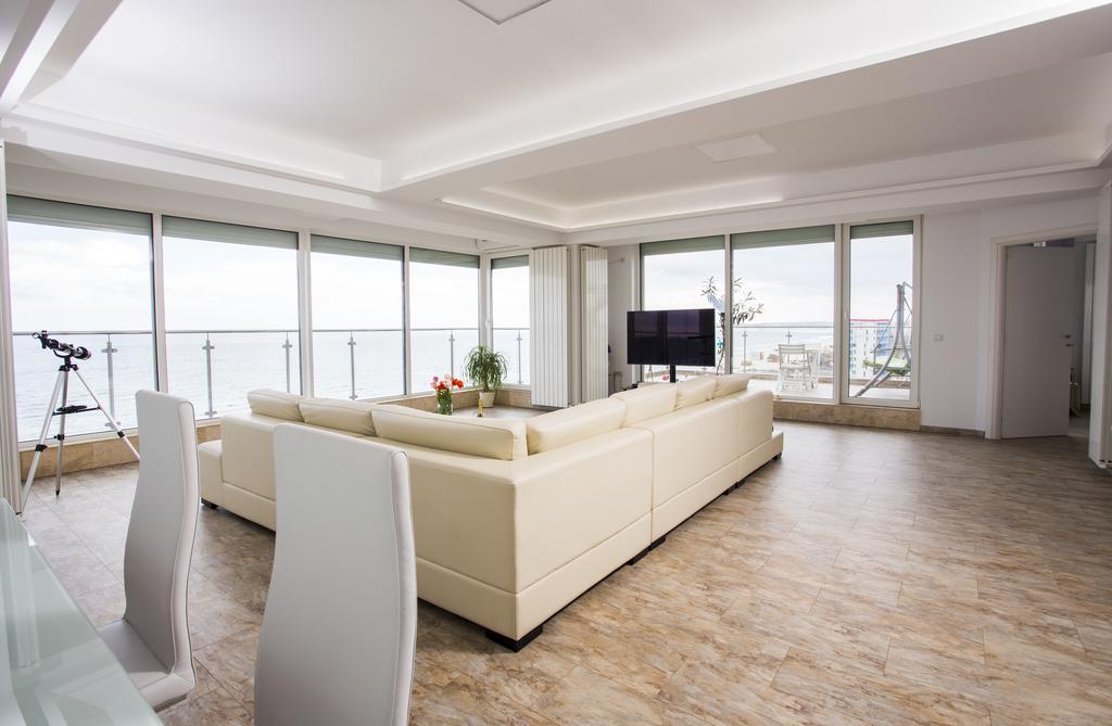 Sea View Penthouse Mamaia Apartment Exterior photo